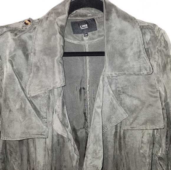 Lightweight jacket - Picture 3 of 3